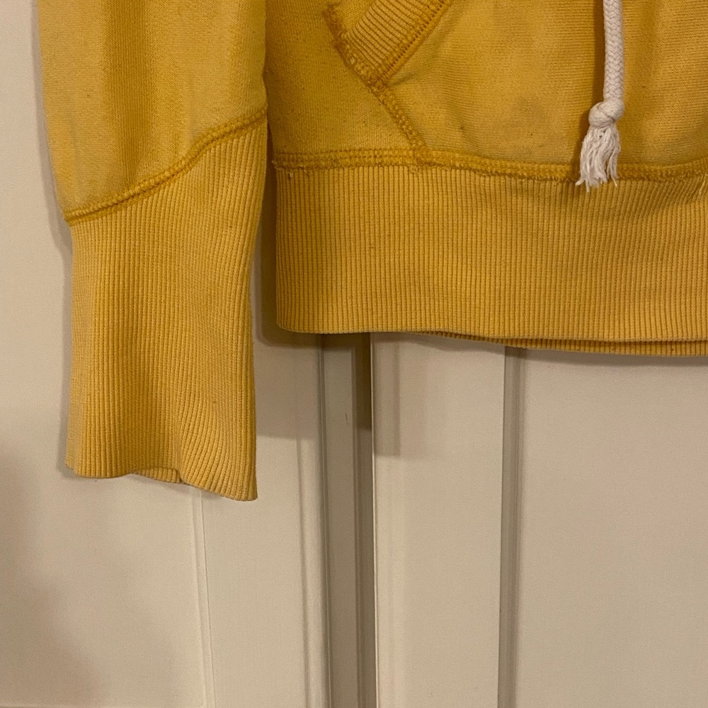 Sold 🩷🛍️New PINK Vintage Yellow Pullover Hoodie💛 - Picture 5 of 11